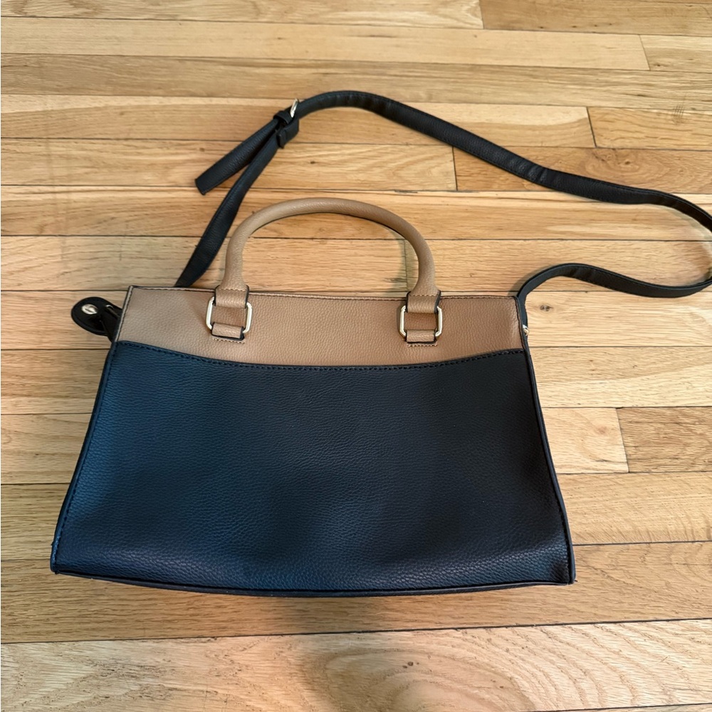 Elegant Black and Tan Women's Handbag